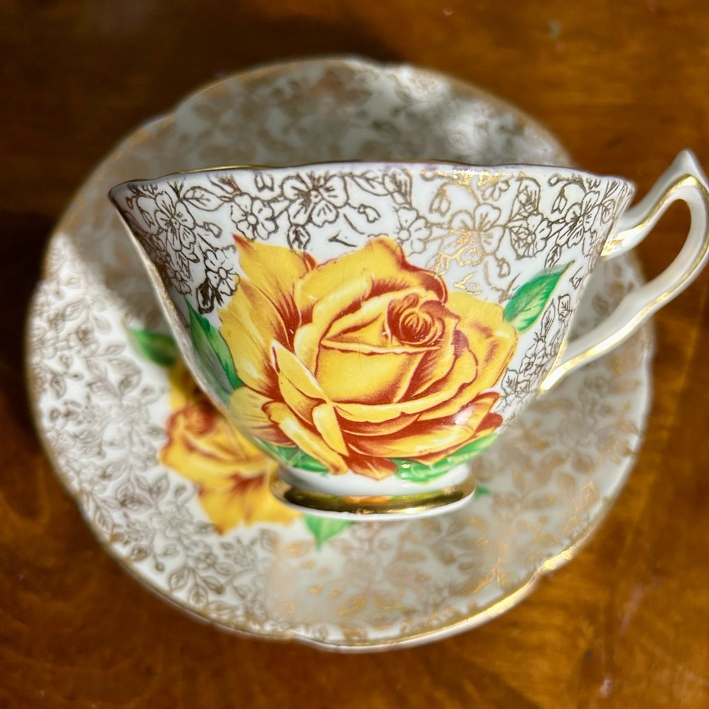 Vintage tea cup and saucer